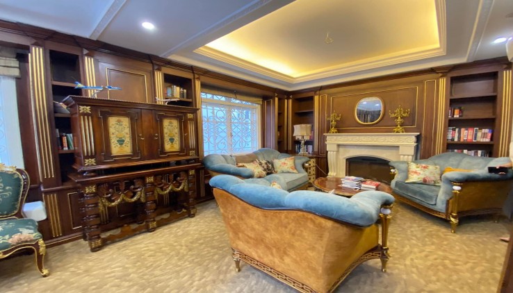 Bán gấp phân lô Hoàng Quốc Việt, Phạm Tuấn Tài, vỉa hè kinh doanh ô tô tránh, 62m2, 10.1 tỷ